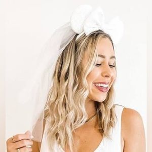 ❌SOLD❌ Bridal Minnie Mouse Ears Headband